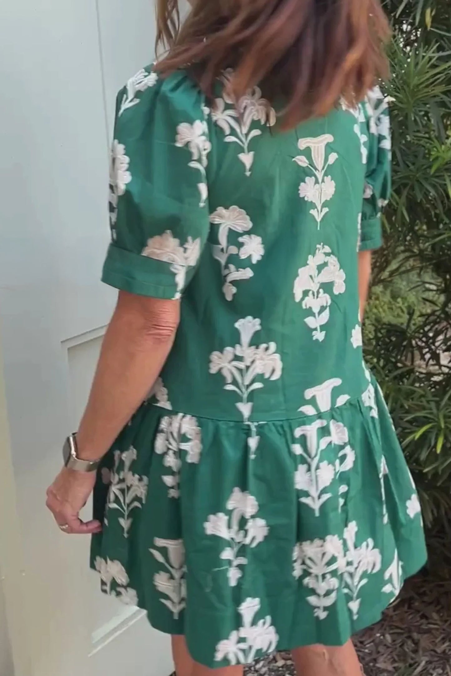 Green Frilled V Neck Puff Short Sleeve Floral Mini Dress