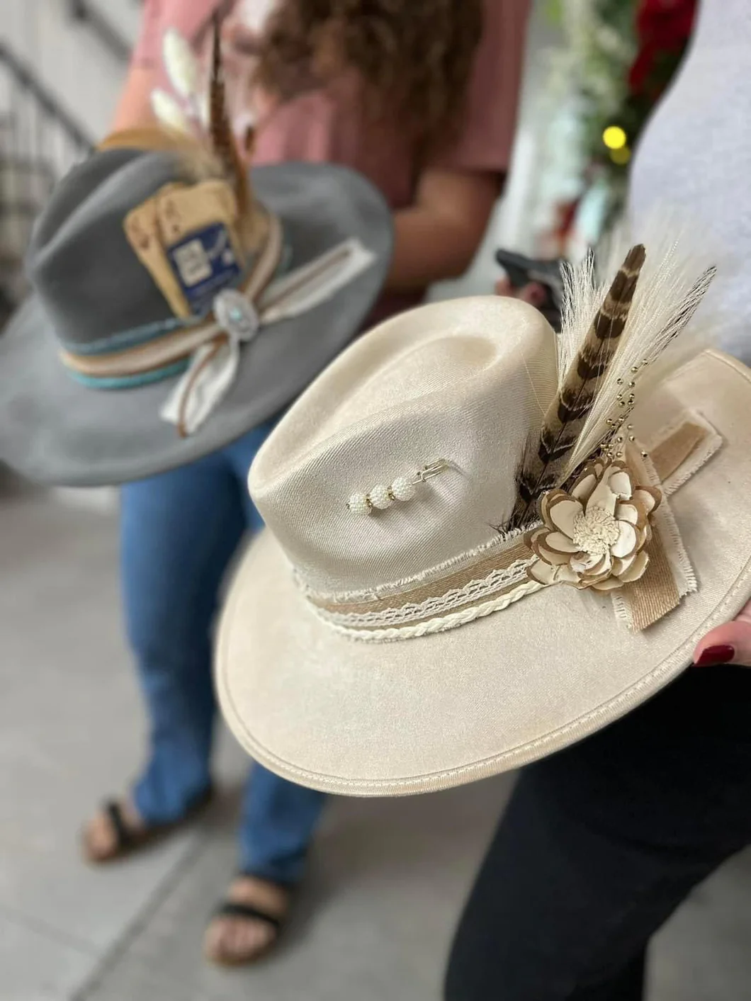 Brim Hat Bar