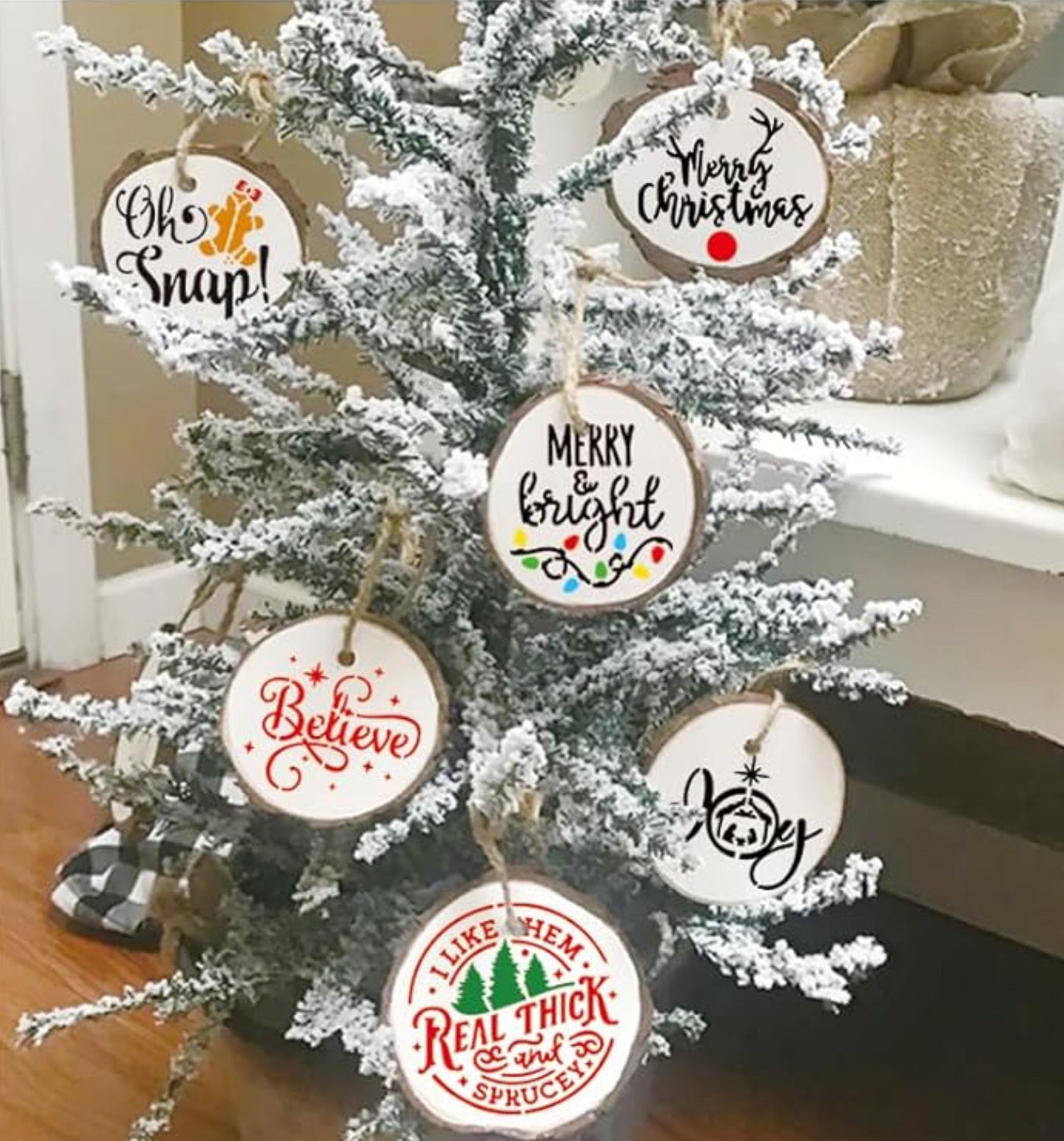 Ornament Bar